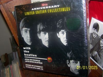 popsike.com - BEATLES 30th Anniversary The Beatles Gift Box Set+45