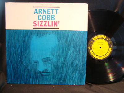 ◇ ARNETT COBB / Sizzilin´ ◇ Prestige PRLP 7227 (yellow:NJ:VAN