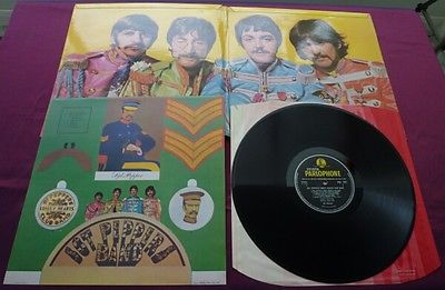 THE BEATLES - Sgt Pepper's Lonely Hearts Club Band original UK GB