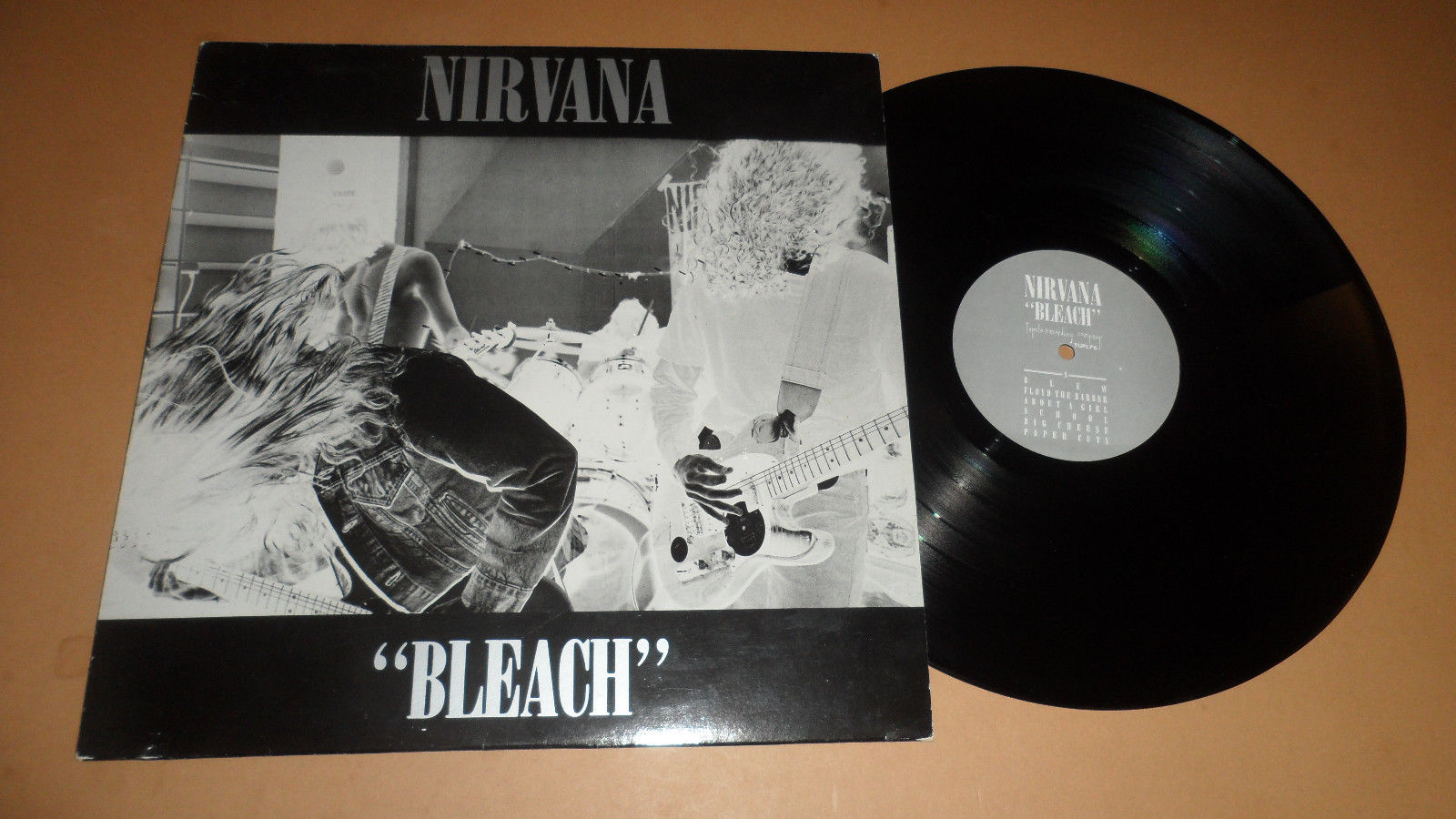 popsike.com - NIRVANA 'BLEACH' TUP LP 6 TUPELO RECORDS 1989 UK ...