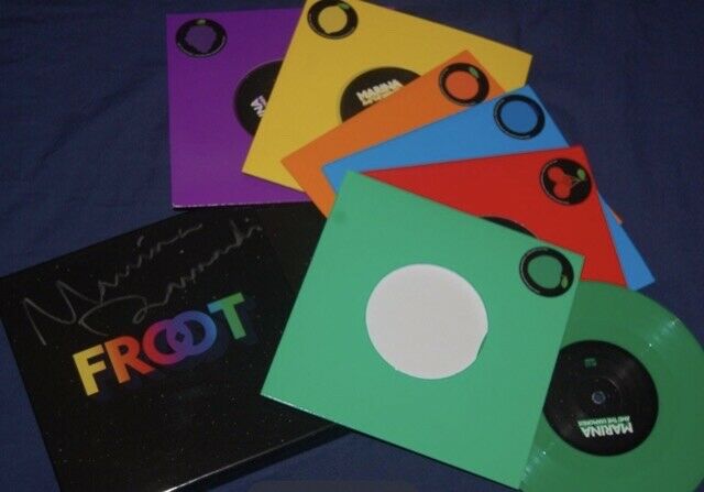 popsike.com - Marina and the Diamonds - FROOT 7” SIGNED Box Set